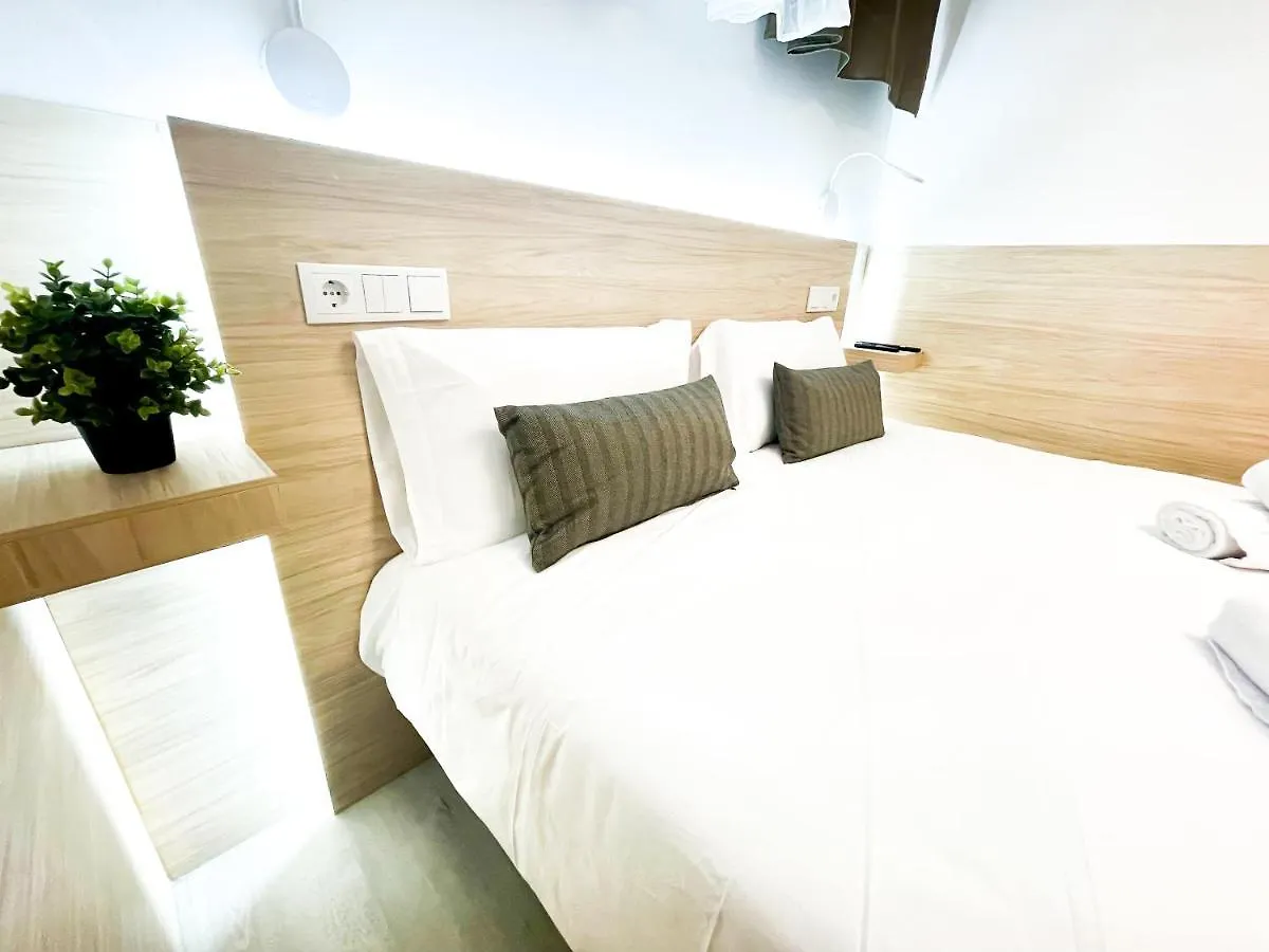 Pool View Holiday Home 普拉亚戴尔雷安格莱斯 公寓