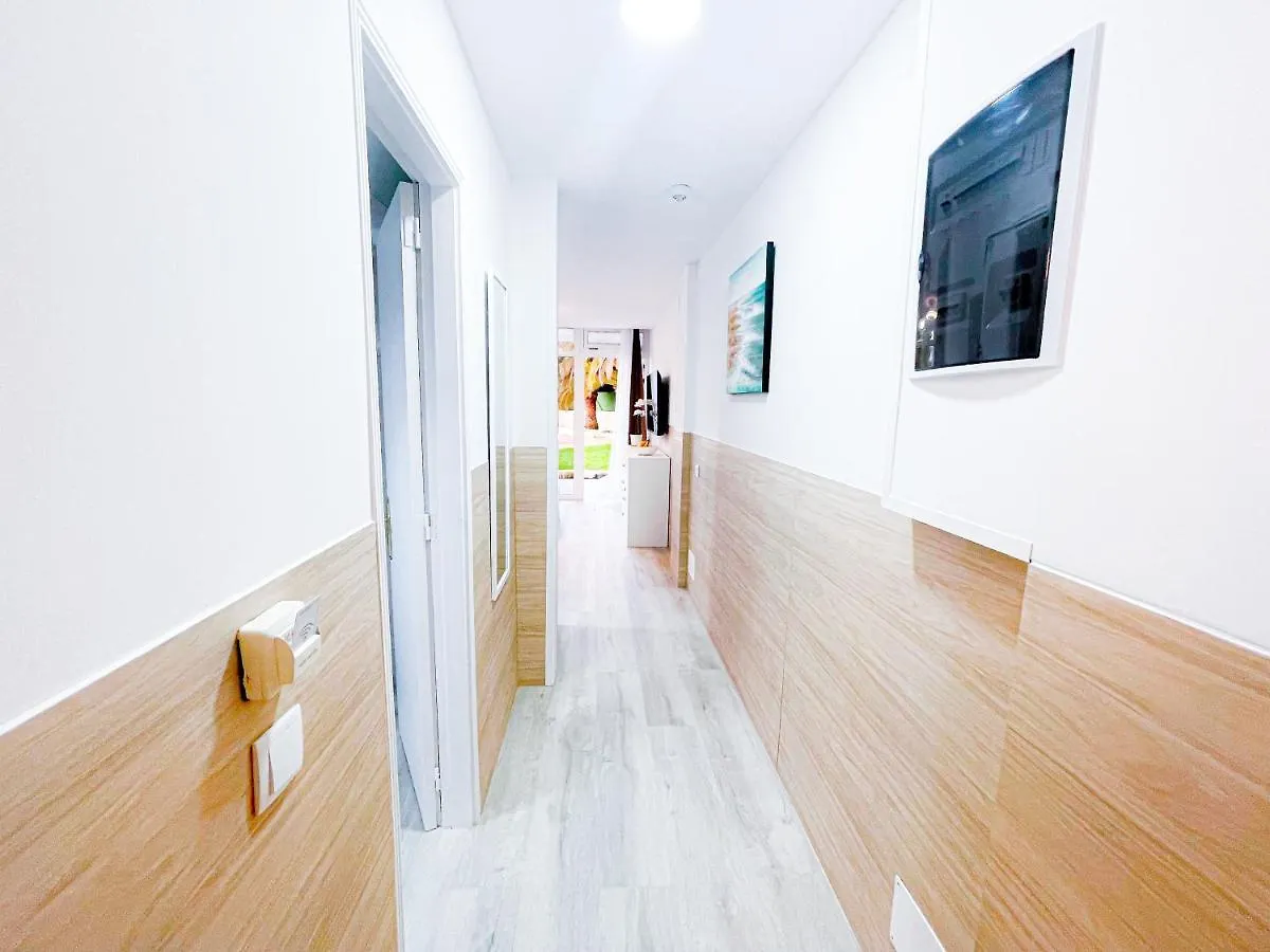 Pool View Holiday Home 普拉亚戴尔雷安格莱斯 0*,  西班牙