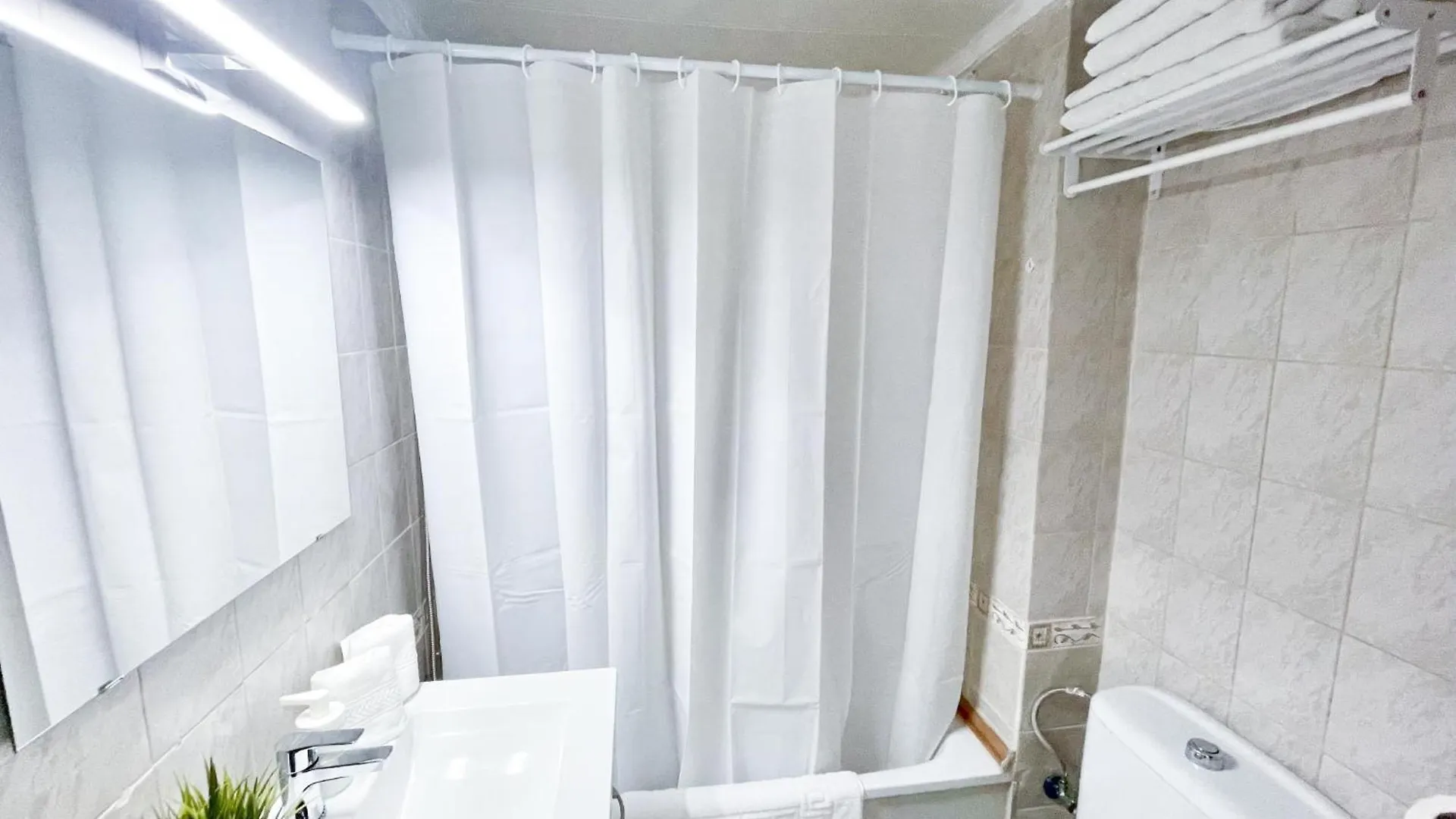 公寓 Pool View Holiday Home 普拉亚戴尔雷安格莱斯